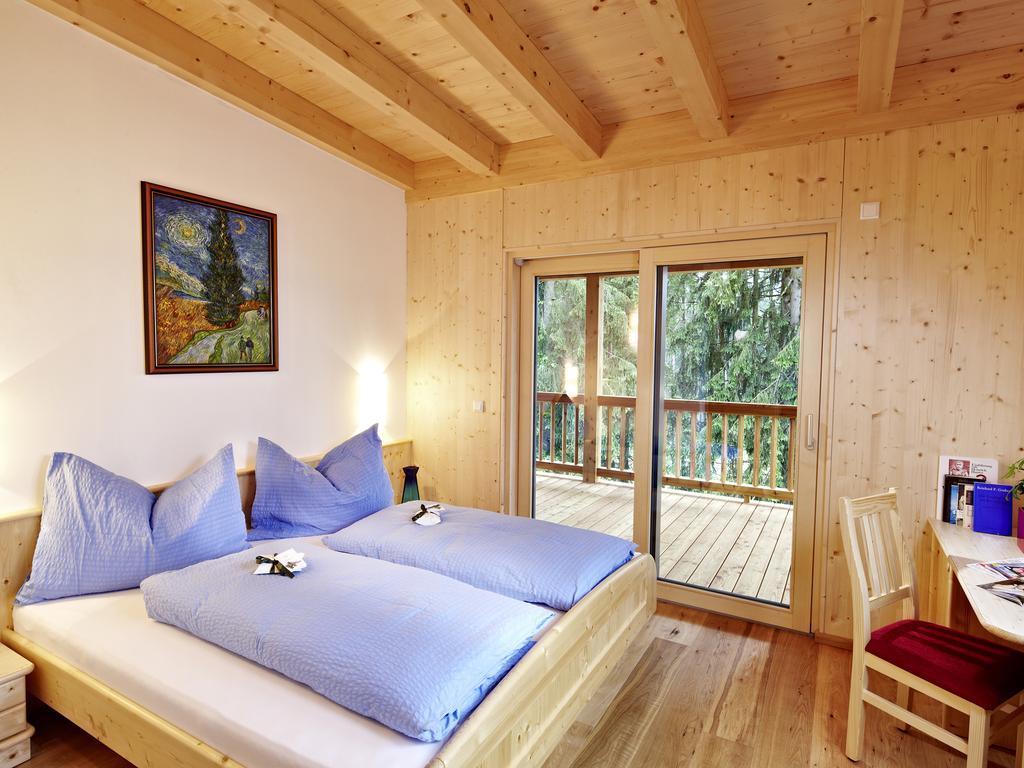 Appartement Waldhaeusl Neukirchen am Grossvenediger Ruang foto