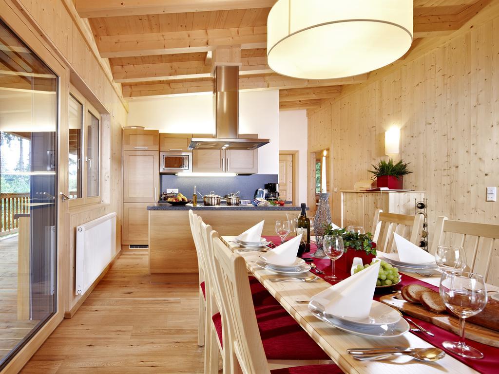 Appartement Waldhaeusl Neukirchen am Grossvenediger Ruang foto