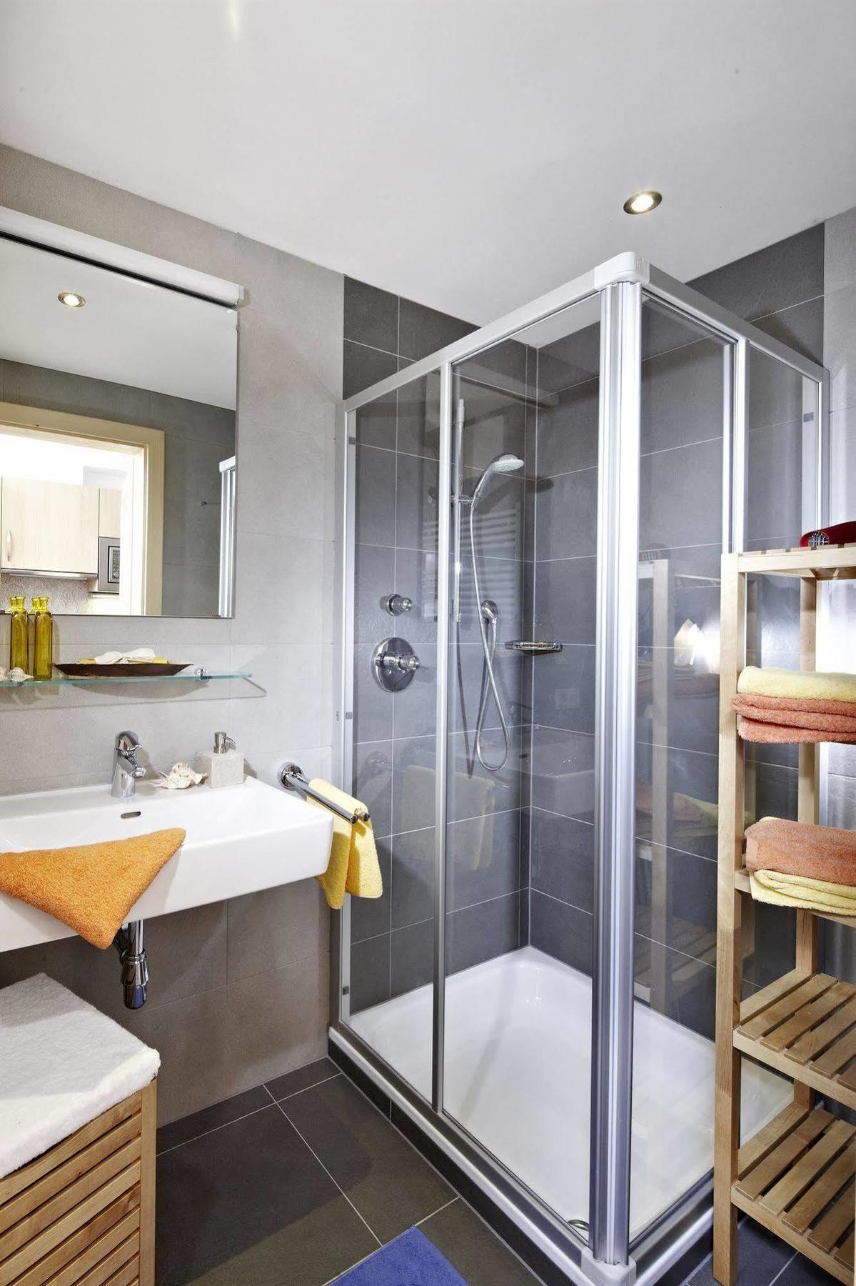 Appartement Waldhaeusl Neukirchen am Grossvenediger Bagian luar foto